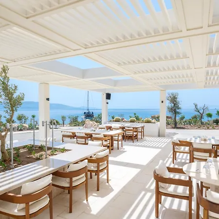 Hotel Anda Barut Collection